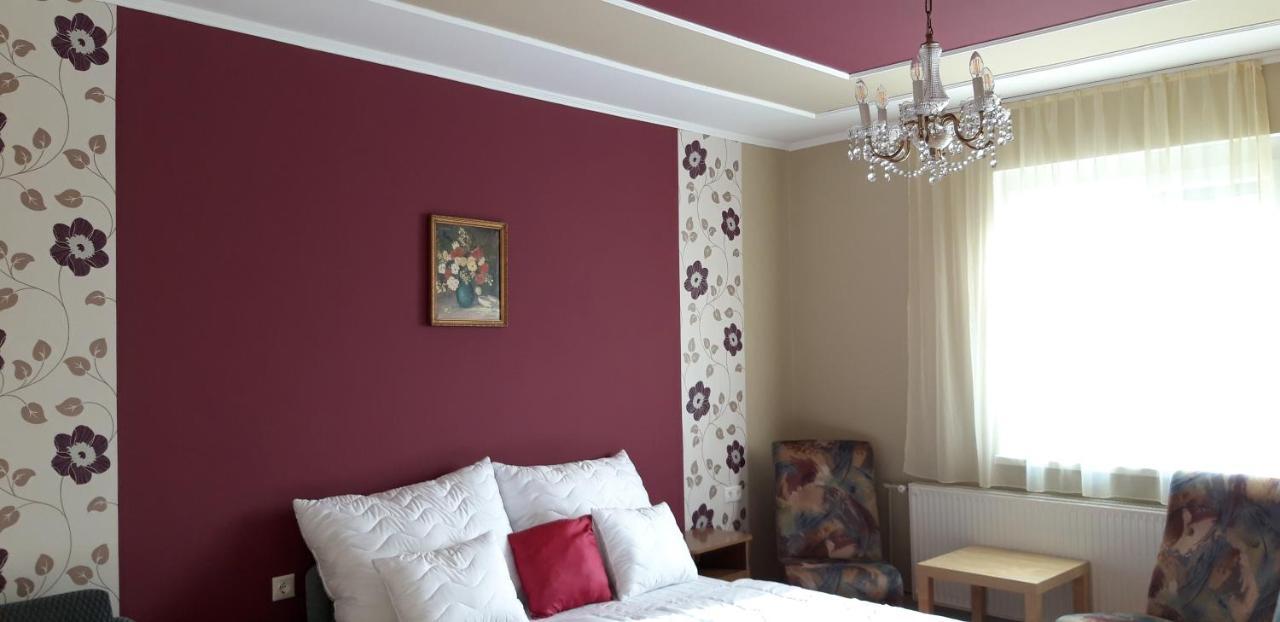 גיינסדיאס Ildi Apartman מראה חיצוני תמונה